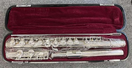 Yamaha flute 311 - ii, used