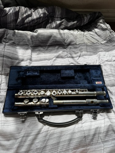 Yamaha 261 open - hole, flute
