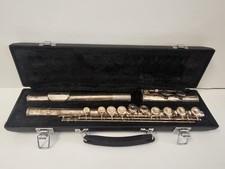 YAMAHA 225SII FLUTE MADE IN