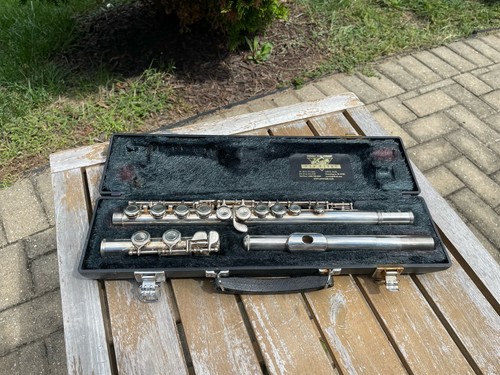 Yamaha model 221 student flute - 221,